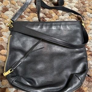Fossil vintage leather shoulder bag.